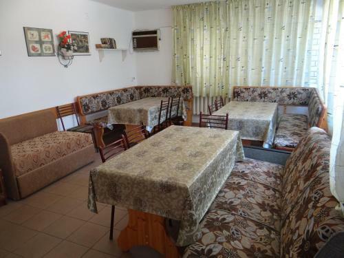 Hostal Guest House Arina