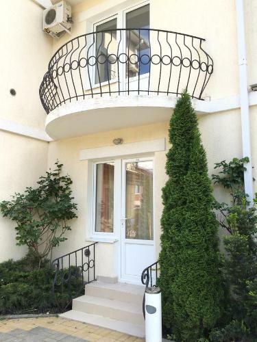 Hostal Zolotoy Kashtan Guest House