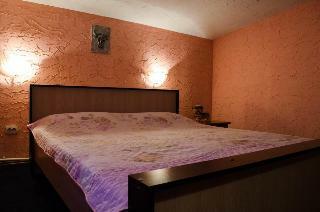 24 Chasa Hotel