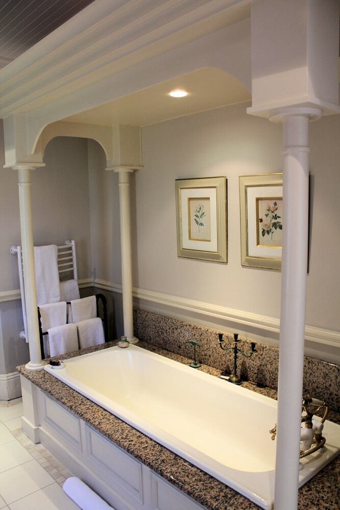 Hotel Hacklewood Hill Country House