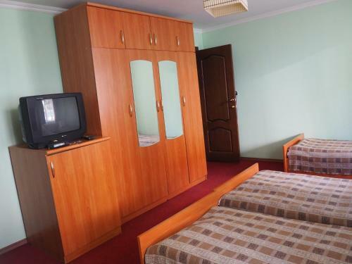Hotel Zvezdniy