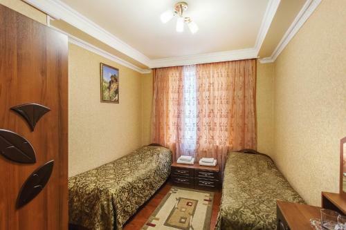 Kristall Hotel
