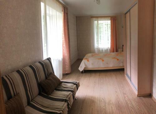 Apartment On Alanskaya 25