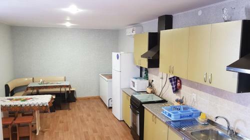 Hostal Guest House Azov