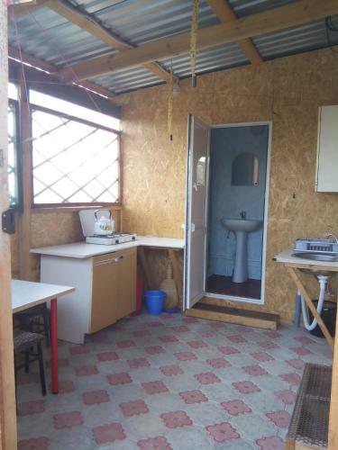 Hostal Azaliya Guest House