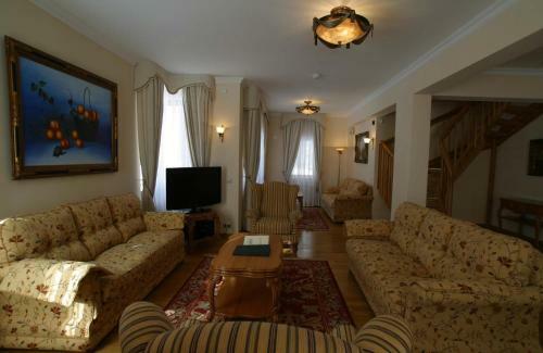 Grand Hotel Polyana Villas