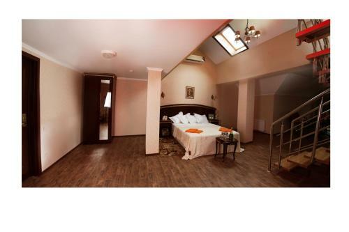 Green Hall Hotel