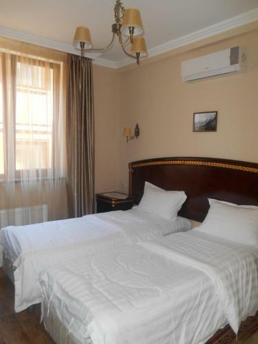 Green Hall Hotel