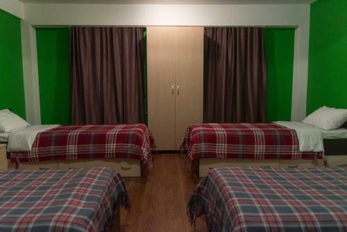 Weekend H520 Hostel
