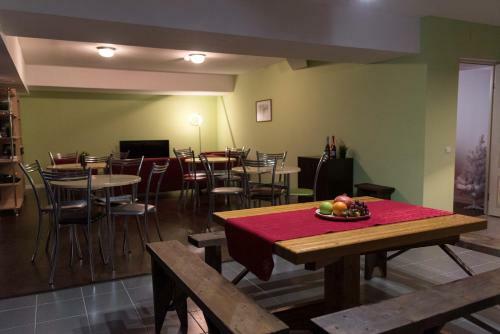 Weekend H520 Hostel