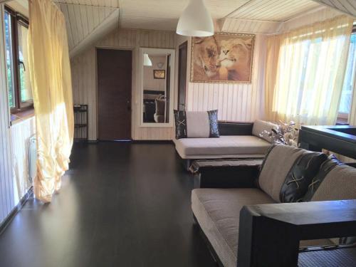 Hostal Guest House On Beryozovaya 72