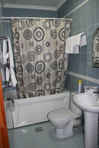 Hostal Guest House Adel