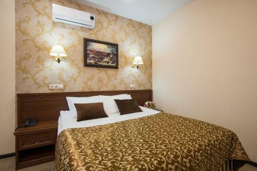 Suvorov Hotel