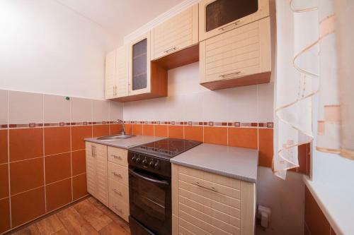 Kvartirov Apartment At Surikova
