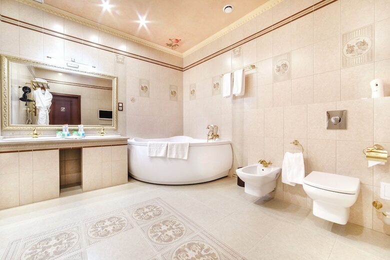 Hotel Dinastiya