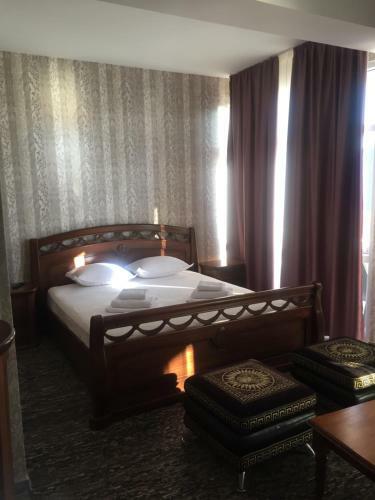 Hotel Kavkaz