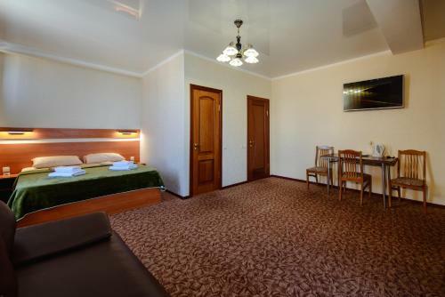 Hostal Zarya Guest House