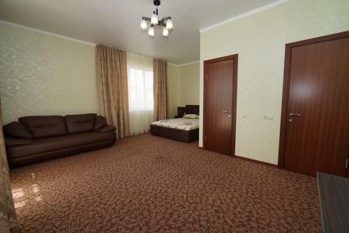 Hostal Zarya Guest House