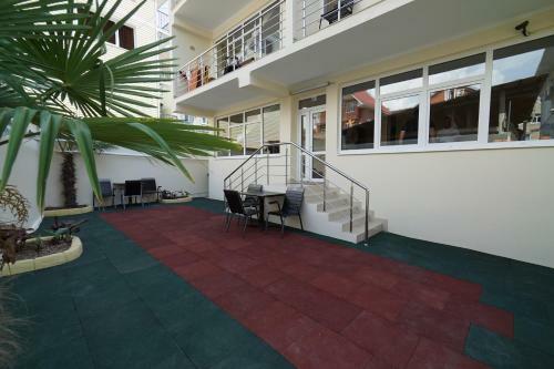 Hostal Zarya Guest House