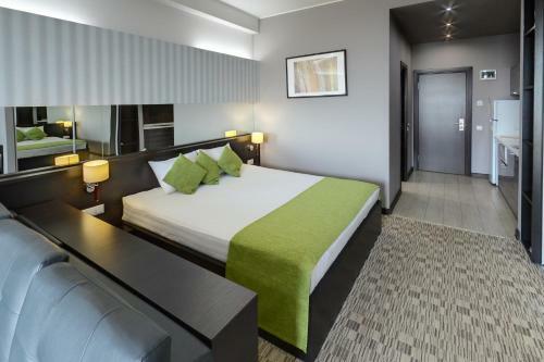 Bristol Aparthotel