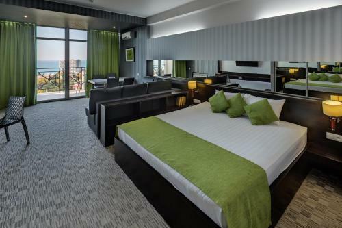 Bristol Aparthotel