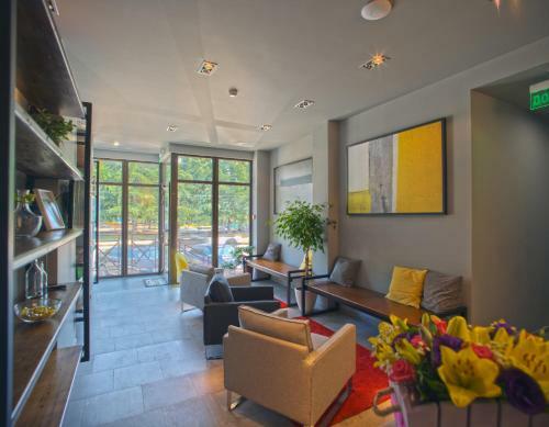 Bristol Aparthotel
