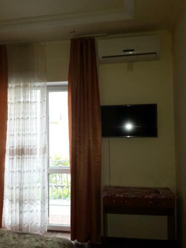 Hostal Ametist Guest House