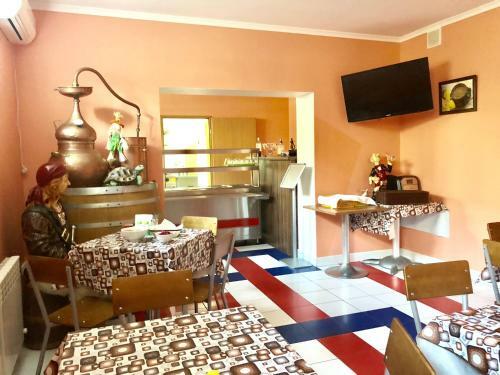 Hostal Baunti Guest House