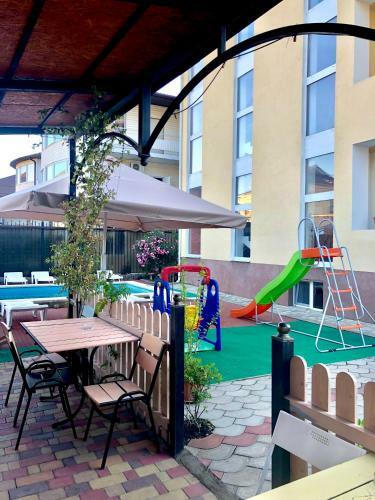 Hostal Baunti Guest House