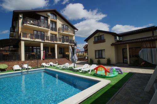 Hostal Karamel Guest House