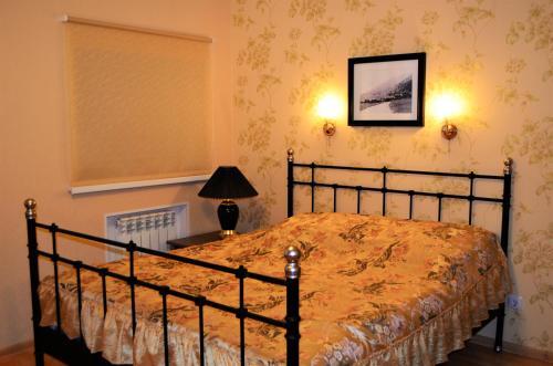 Apartamento Guest House On Malyshevskaya 109
