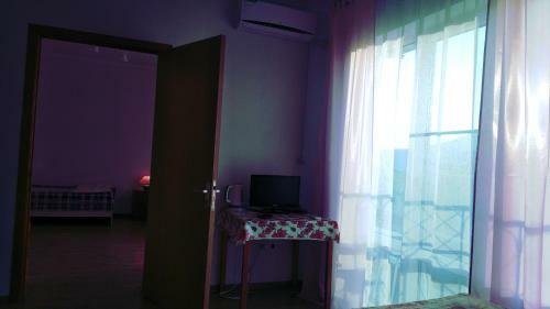 Hostal On Krasnodarskaya Guest House