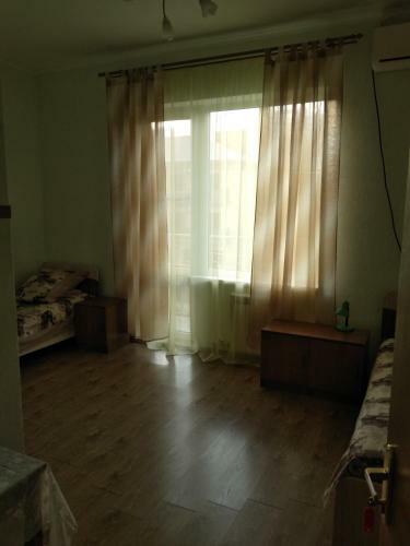Hostal On Krasnodarskaya Guest House