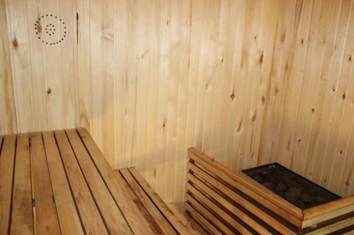 Hostal Raduga Guest House