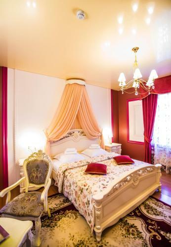13 Chairs Boutique Hotel