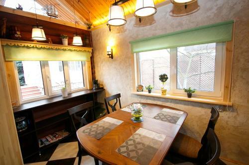 Hostal Uyut House