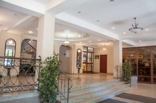 Hotel Oktyabrskaya