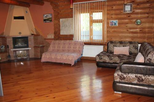 Hostal Guesthouse Usadba