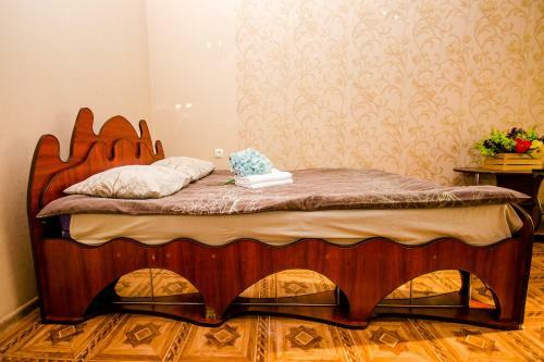 Apartment Kvartirniy Vopros On Artema149