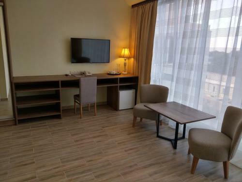 Central Inn Conference Hotel