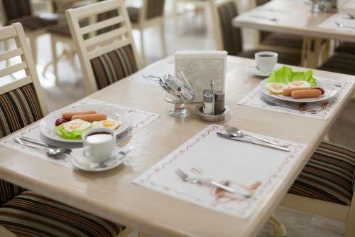 Hotel Complex Oktyabrskiy