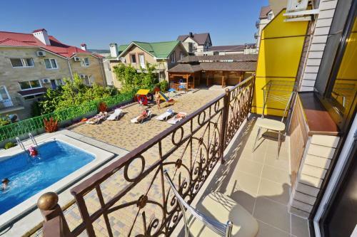 Hostal Guest House Lev