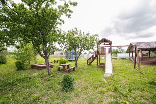 Guest House Krasnaya Usadba