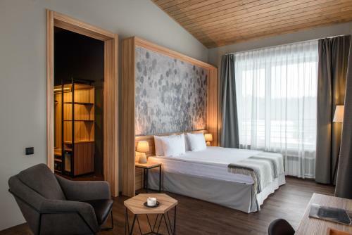 Ples Hotel