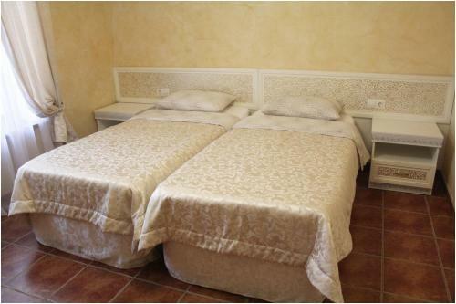 Hostal Assol Guest House
