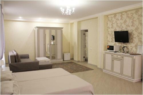 Hostal Assol Guest House