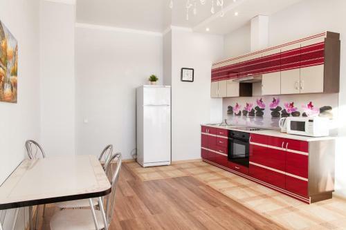 Apartment Complex Daudel 6