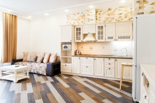 Apartment Complex Daudel 6
