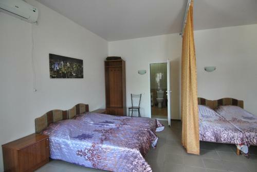 Hostal Gavan Guest House