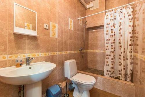 Hostal Gavan Guest House